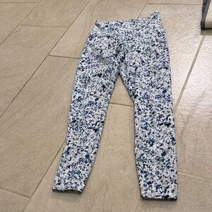 Balance Collection with Gray, Blue & White Printed Jeggings